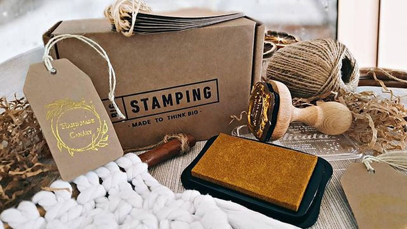 Cadeaux de communion personnalisés avec des tampons grand format BigStamping