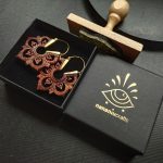 Tinta dorada para personalizar cajas